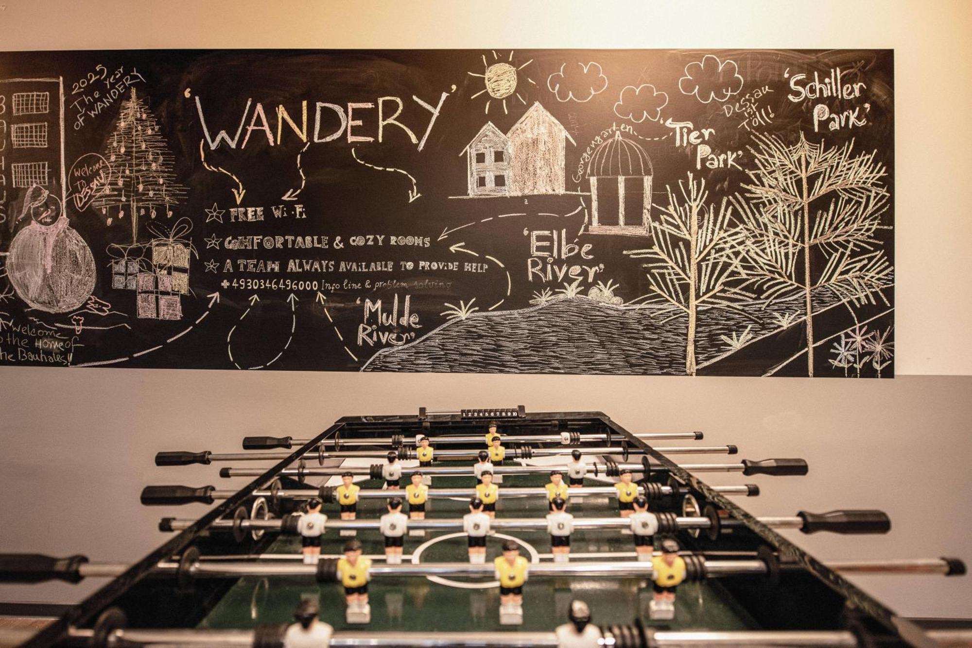 Wandery Hostel Dessau Exteriör bild